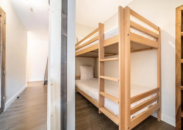 Kalmia - By Emerald 아파트